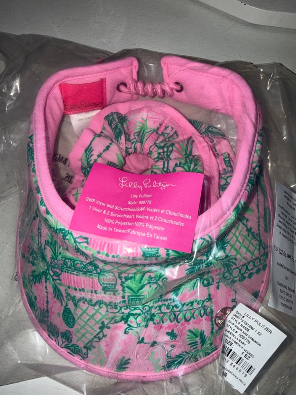 NWT Lilly Pulitzer Visor & 2 scrunchie's Mandevilla Baby
Always Worth It
